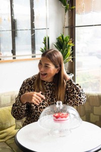 Camicia maculata dal tessuto morbido e confortevole